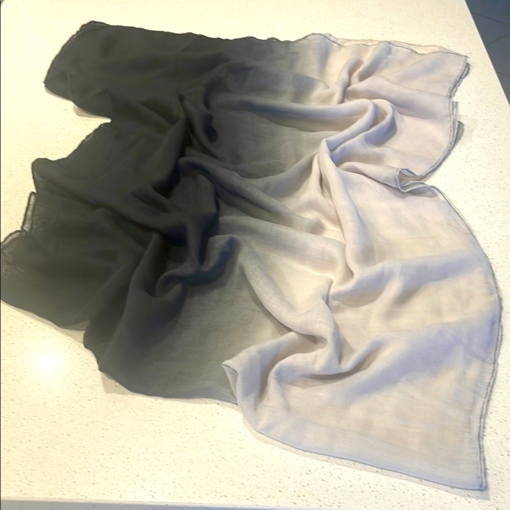 Unidentified - 100% Silk Scarf